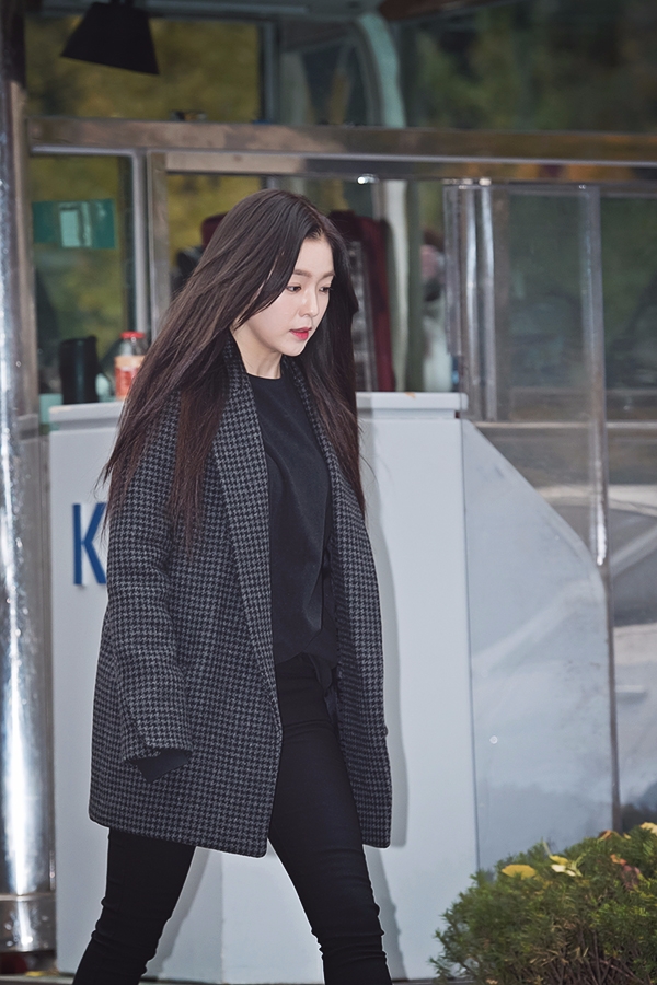 레드벨벳 (Red Velvet) 아이린, 뮤직뱅크 출근길
