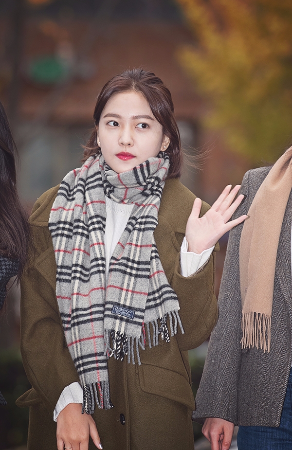 레드벨벳 (Red Velvet) 예리, 뮤직뱅크 출근길