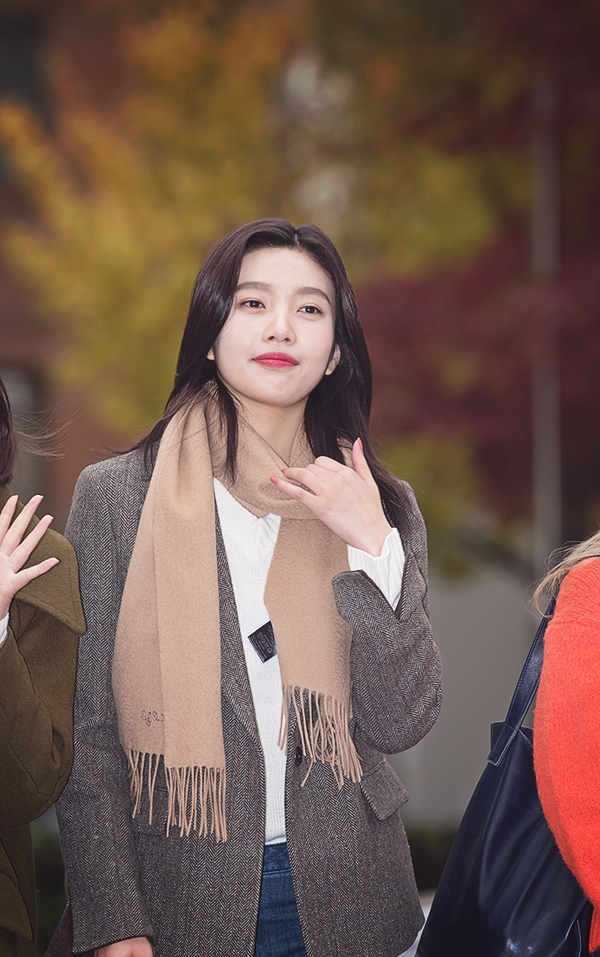 레드벨벳 (Red Velvet) 조이, 뮤직뱅크 출근길
