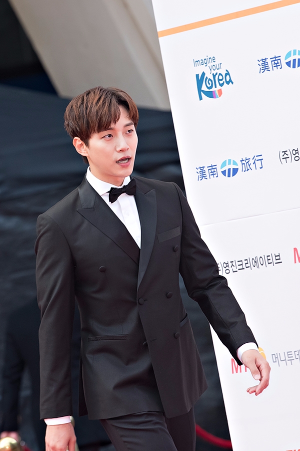 2PM 준호, '2017 아시아 아티스트 어워즈(2017 AAA)' 레드카펫 행사