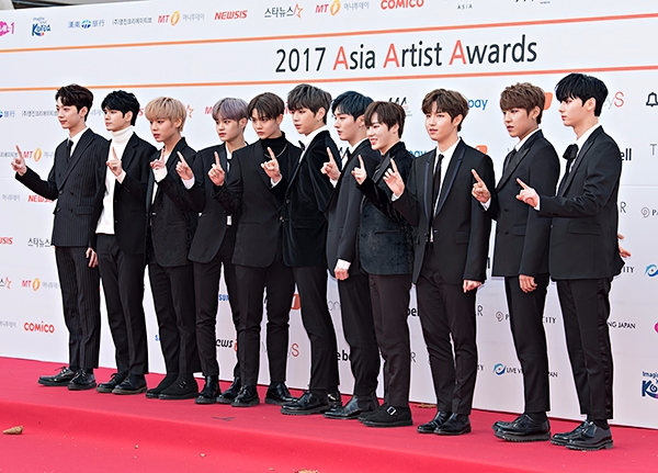 워너원, '2017 아시아 아티스트 어워즈(2017 AAA)' 레드카펫 행사