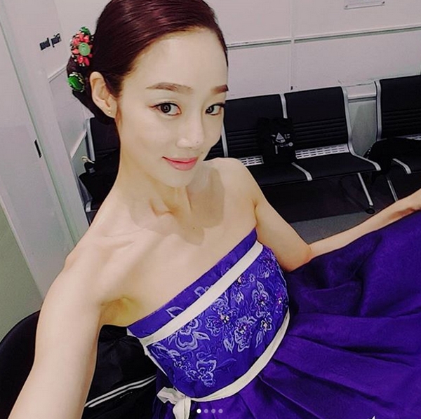 최여진, '부러질 듯 쇄골라인...훤히 드러낸 몸매 이기적이네'