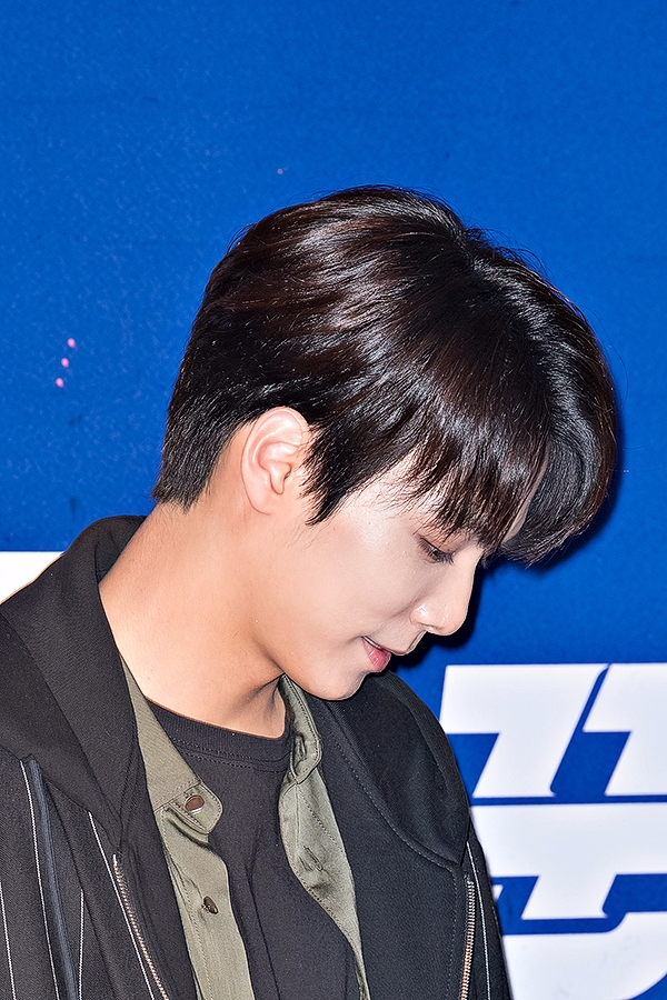 뉴이스트w JR(제이알), 영화 ‘꾼’ VIP시사회