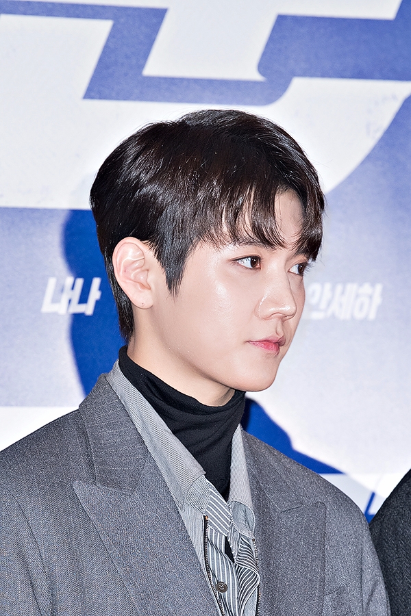 뉴이스트w 렌, 영화 ‘꾼’ VIP시사회
