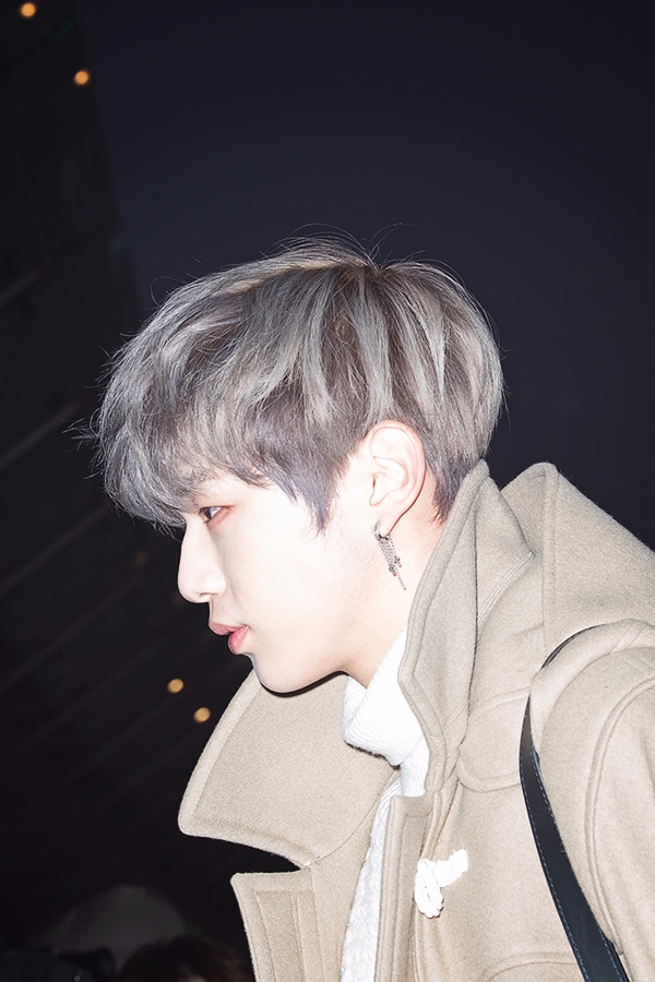 워너원(WannaOne) 강다니엘, 인천국제공항 출국 현장