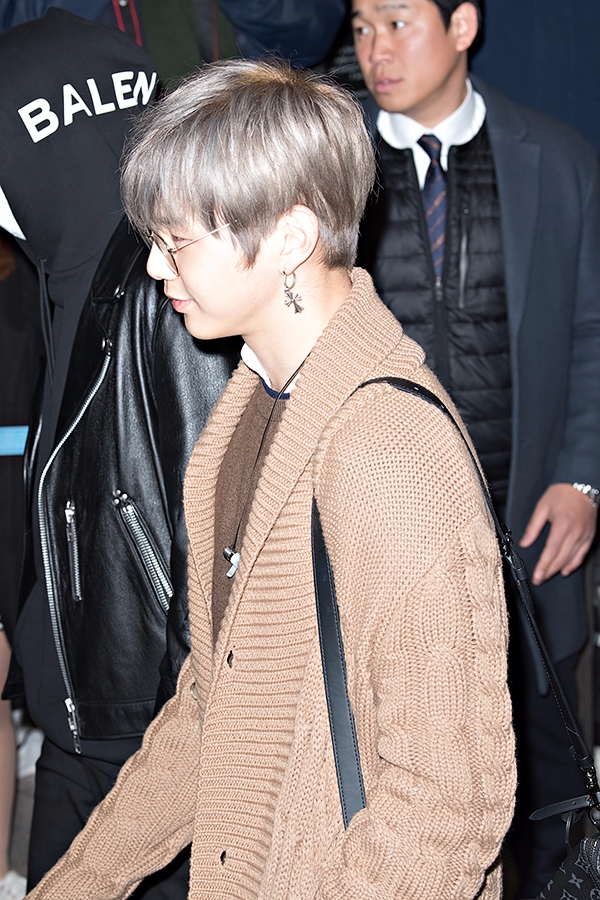 워너원(WannaOne) 강다니엘, 인천국제공항 입국 현장