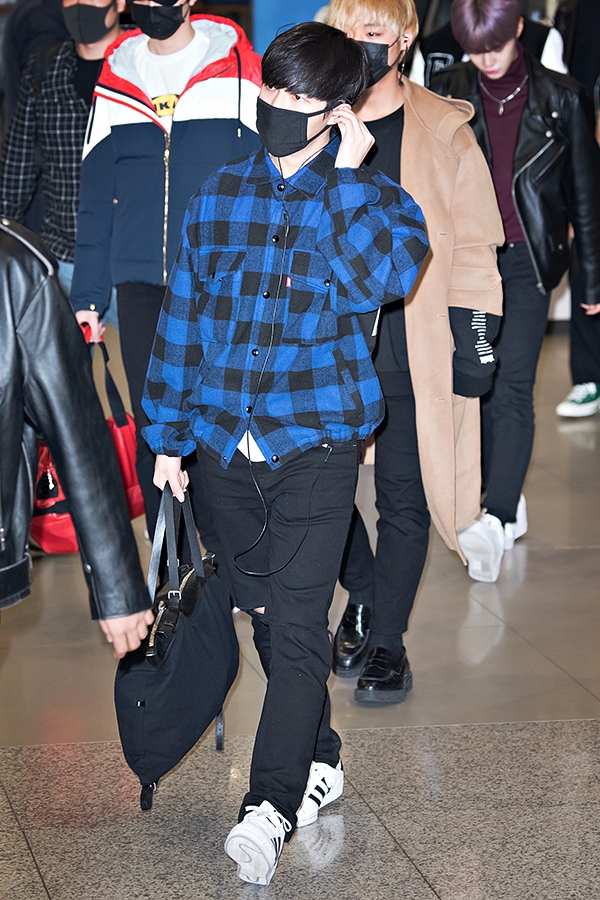 워너원(WannaOne) 김재환, 인천국제공항 입국 현장