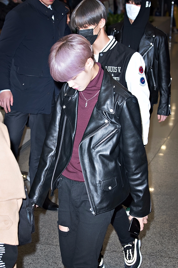 워너원(WannaOne) 이대휘, 인천국제공항 입국 현장