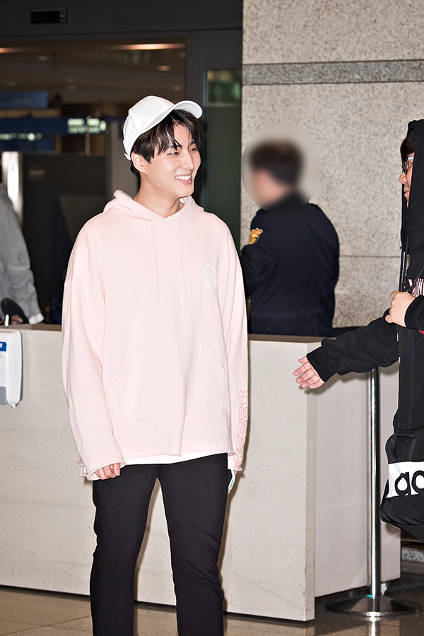 데이식스(DAY6) 영케이, 인천국제공항 입국 현장