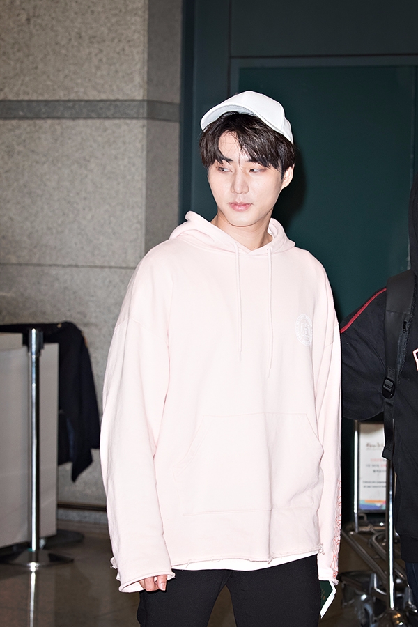 데이식스(DAY6) 영케이, 인천국제공항 입국 현장