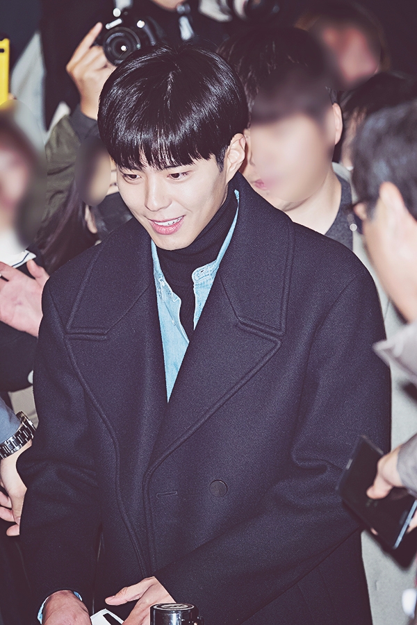 박보검, 김포국제공항 출국 현장