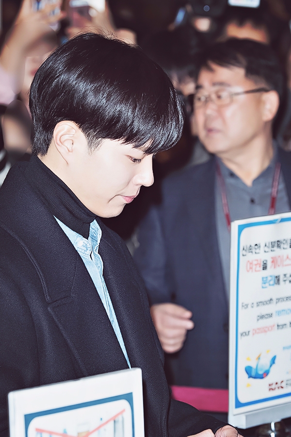 박보검, 김포국제공항 출국 현장