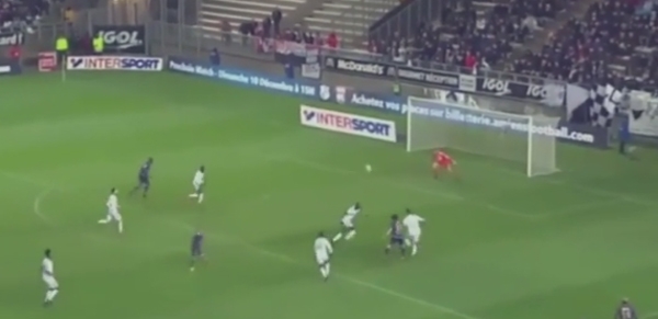 권창훈 골, 지그재그 패스 뒤...곧바로 쇄도 감각적인 쐐기