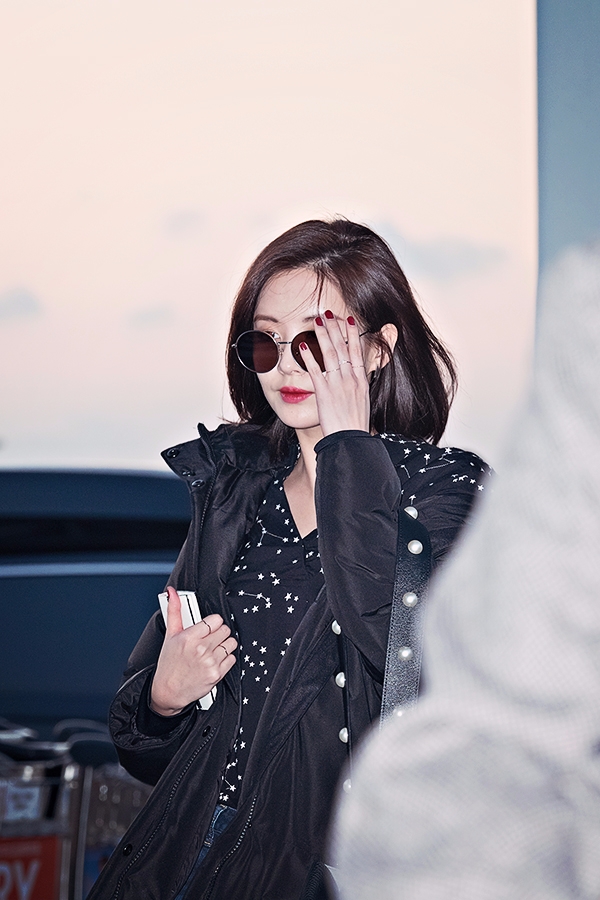 서현, 인천국제공항 출국 현장