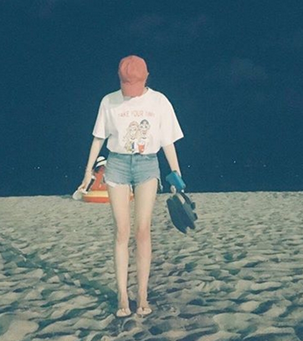 박보람, '밤바다 한 가운데...부러질 듯 쭉 뻗은 고속도로급 라인'