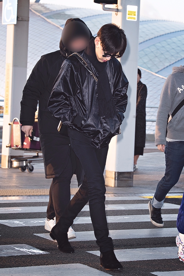 갓세븐(GOT7) 뱀뱀, 인천국제공항 출국 현장