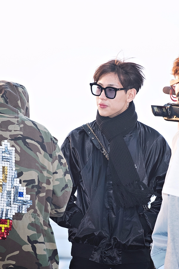 갓세븐(GOT7) 뱀뱀, 인천국제공항 출국 현장