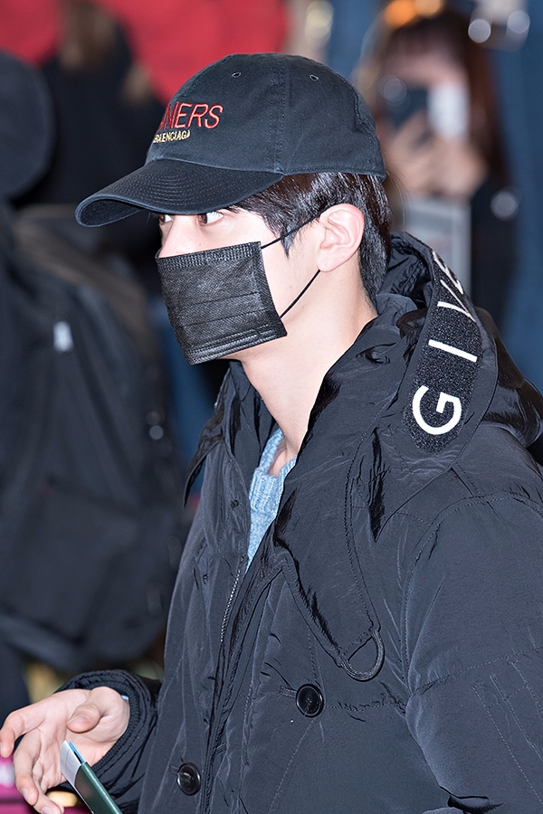 방탄소년단(BTS) 진, 김포국제공항 출국현장