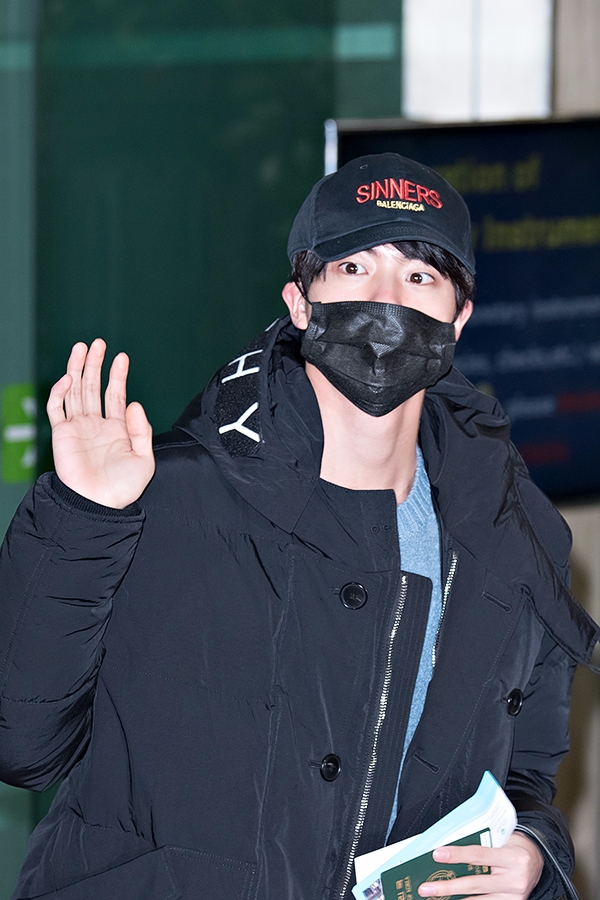 방탄소년단(BTS) 진, 김포국제공항 출국현장