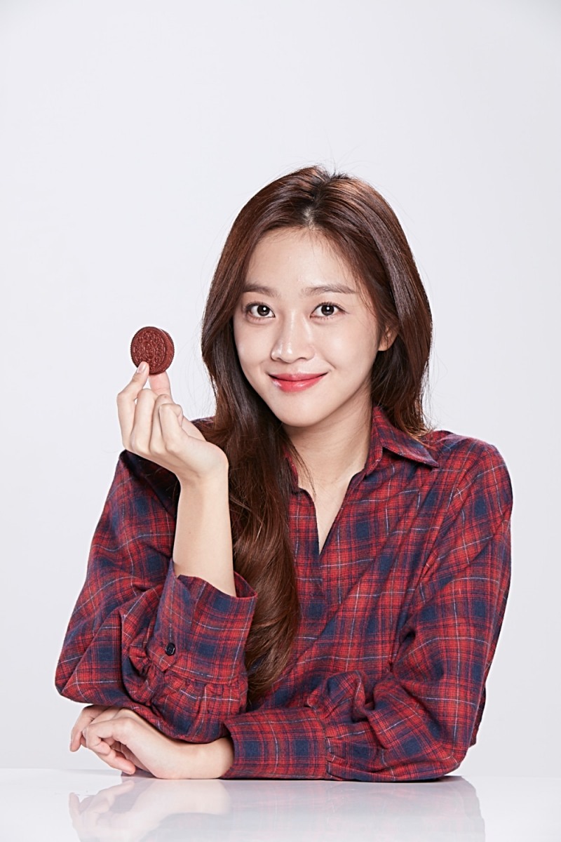 동서식품, 한정판 '오레오 레드벨벳 샌드위치 쿠키' 출시