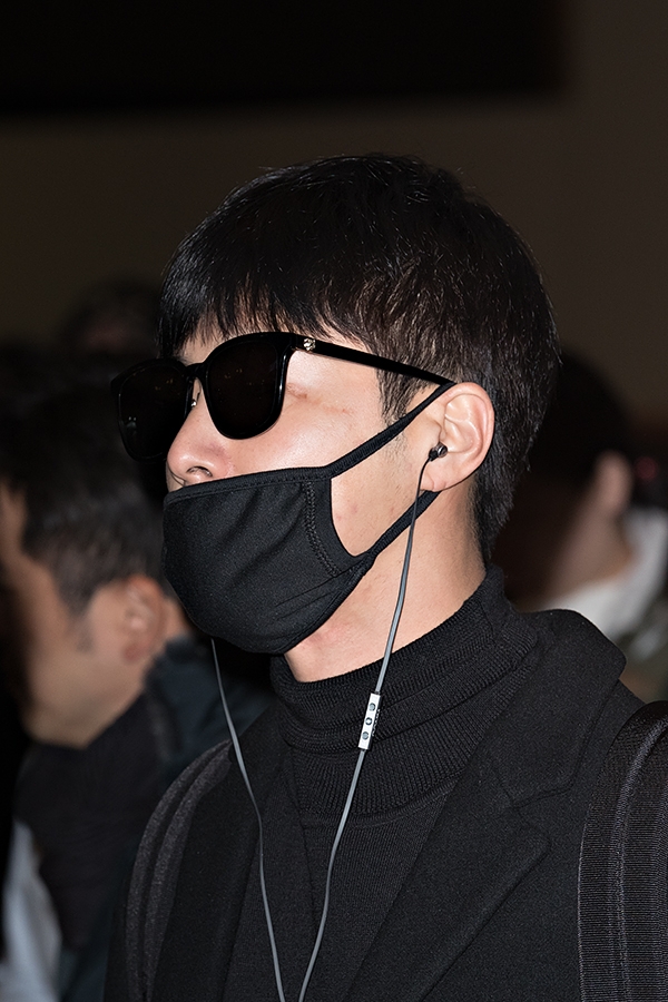 동방신기 유노윤호, 김포국제공항 출국 현장