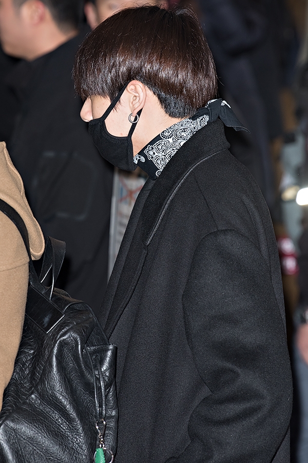 방탄소년단(BTS) 정국, 김포국제공항 출국 현장