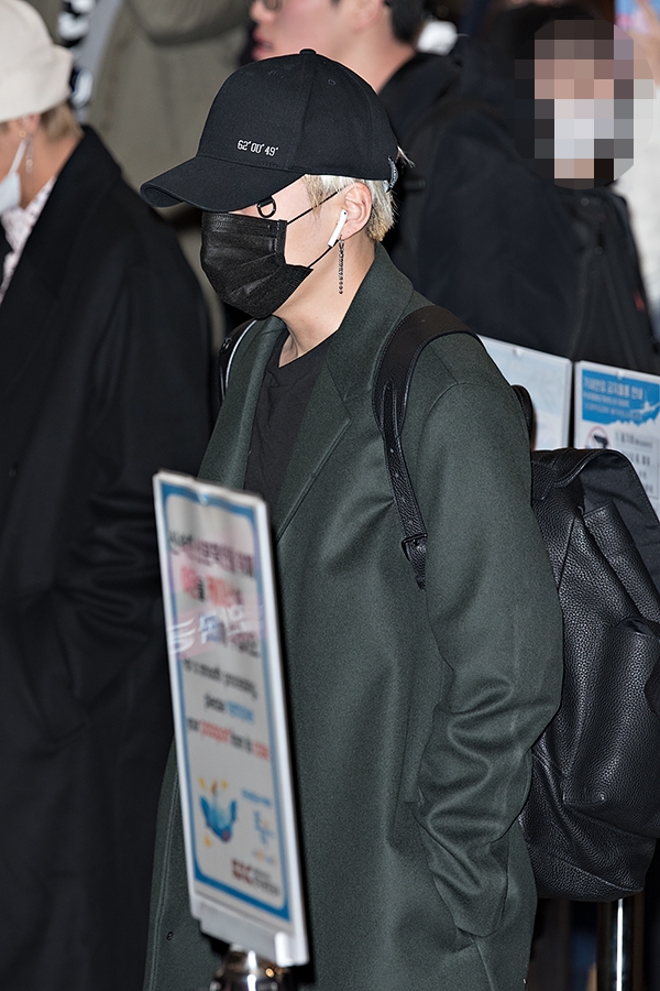 방탄소년단(BTS) 슈가, 김포국제공항 출국 현장