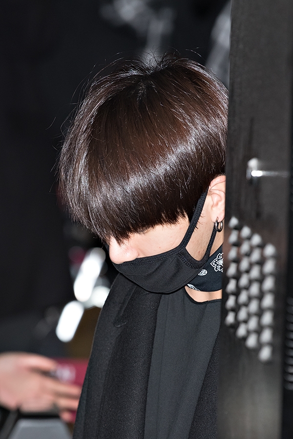 방탄소년단(BTS) 정국, 김포국제공항 출국 현장