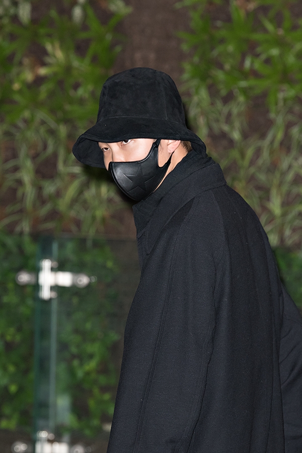방탄소년단(BTS) RM, 김포국제공항 출국 현장