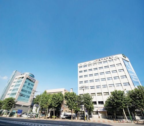 보건복지부로부터 ‘제 3기 관절 전문병원’으로 지정된 강남 연세사랑병원 전경