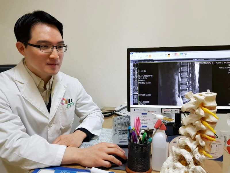 국제성모병원 김영욱 교수(사진=국제성모병원)