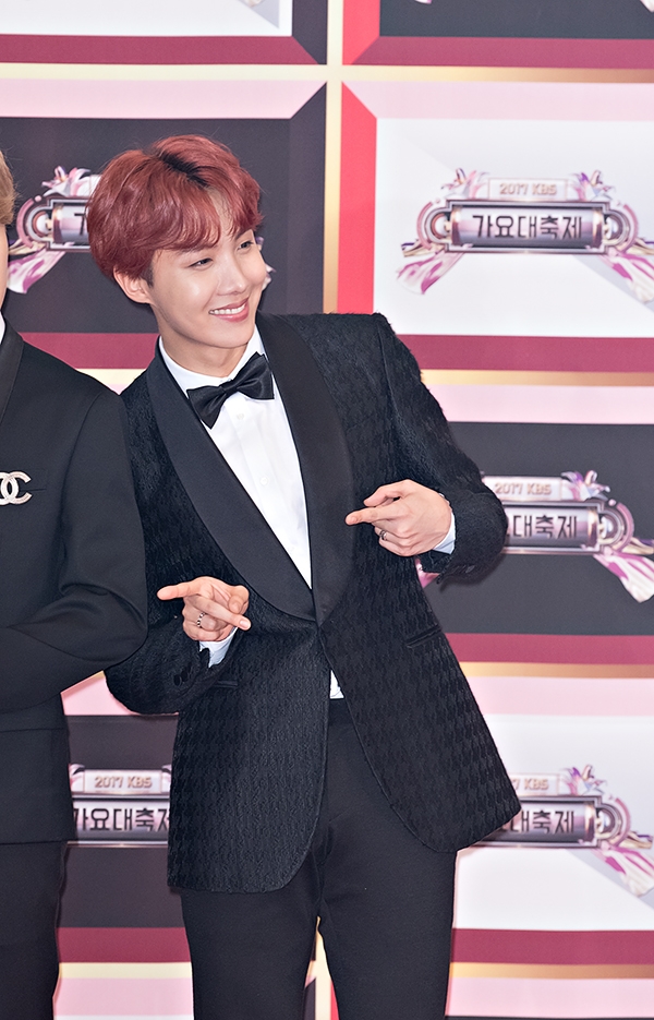 방탄소년단(BTS) 제이홉, '2017 KBS 가요대축제' 레드카펫 행사
