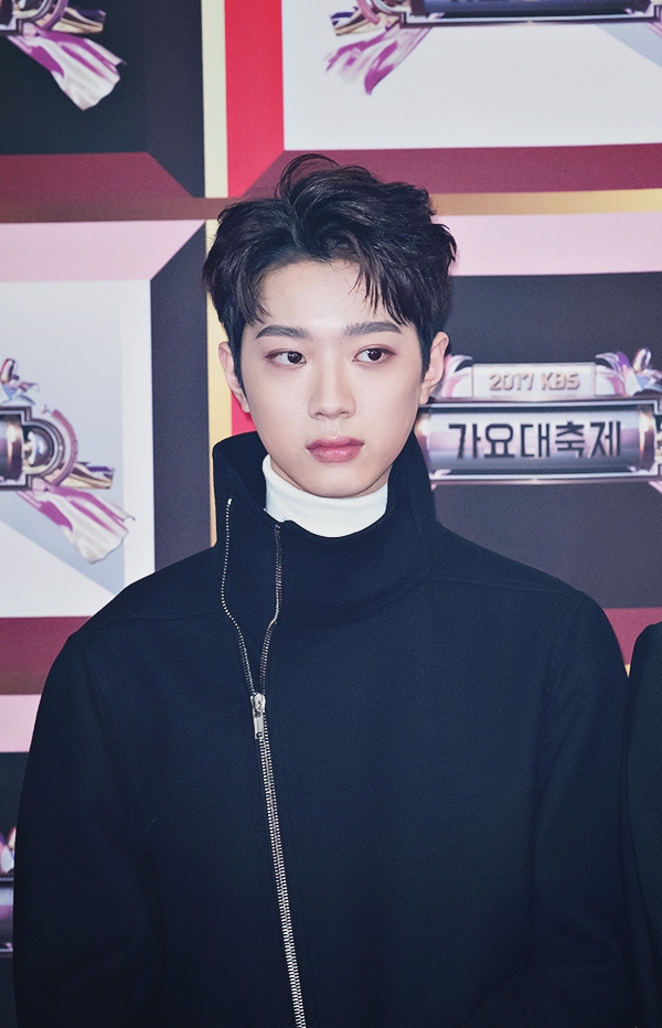 워너원(WannaOne) 라이관린, '2017 KBS 가요대축제' 레드카펫 행사