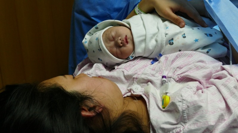 2018년 1월 1일 0시 0분에 차병원에서 산모 장혜라씨(31세)와 남편 김선호씨(29세) 사이에서 태어난 마음이(3.43kg / 남아). 사진=차병원