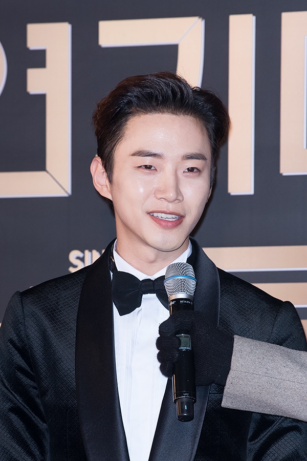 2PM 준호, '2017 KBS 연기대상' 포토월 행사
