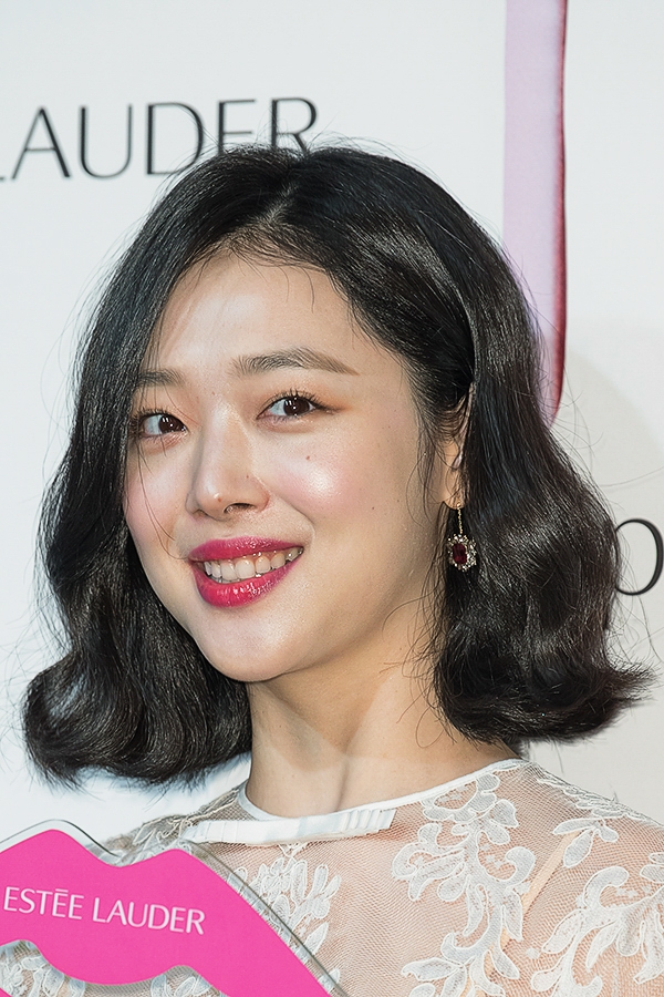 설리, '에스티 로더' 신제품 출시 기념 포토콜 행사