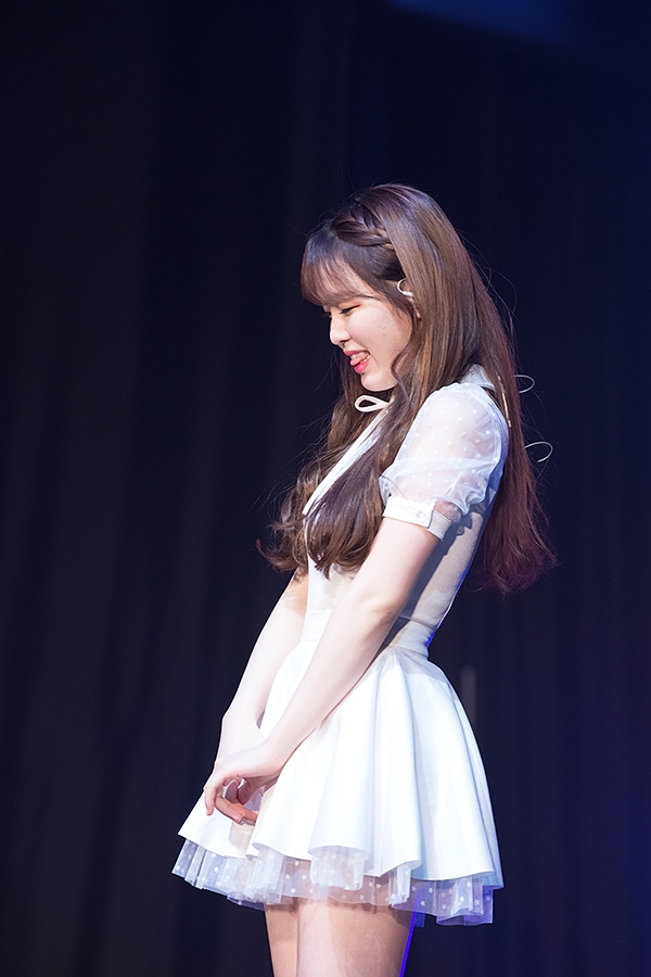 오마이걸 승희, 다섯번째 미니앨범 '비밀정원' 발매기념 쇼케이스