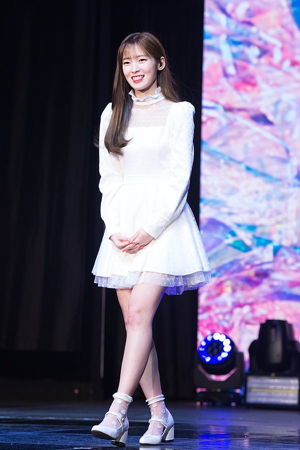 오마이걸 아린, 다섯번째 미니앨범 '비밀정원' 발매기념 쇼케이스