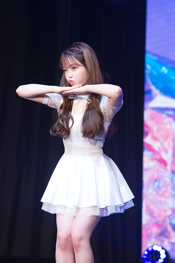 오마이걸 승희, 다섯번째 미니앨범 '비밀정원' 발매기념 쇼케이스