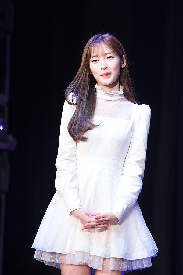 오마이걸 아린, 다섯번째 미니앨범 '비밀정원' 발매기념 쇼케이스