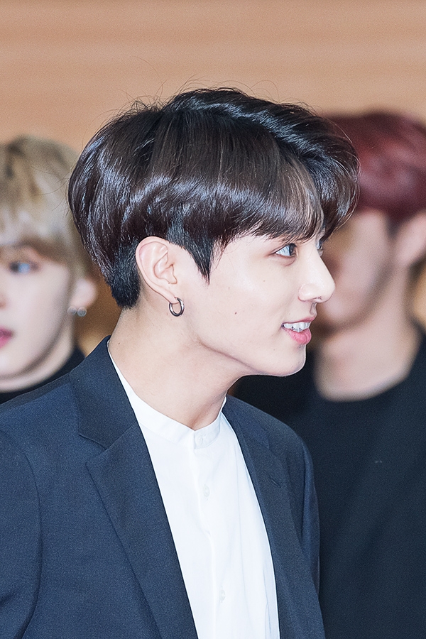 방탄소년단(BTS) 정국, ‘제32회 골든디스크’ 음원 부문 시상식 레드카펫 행사