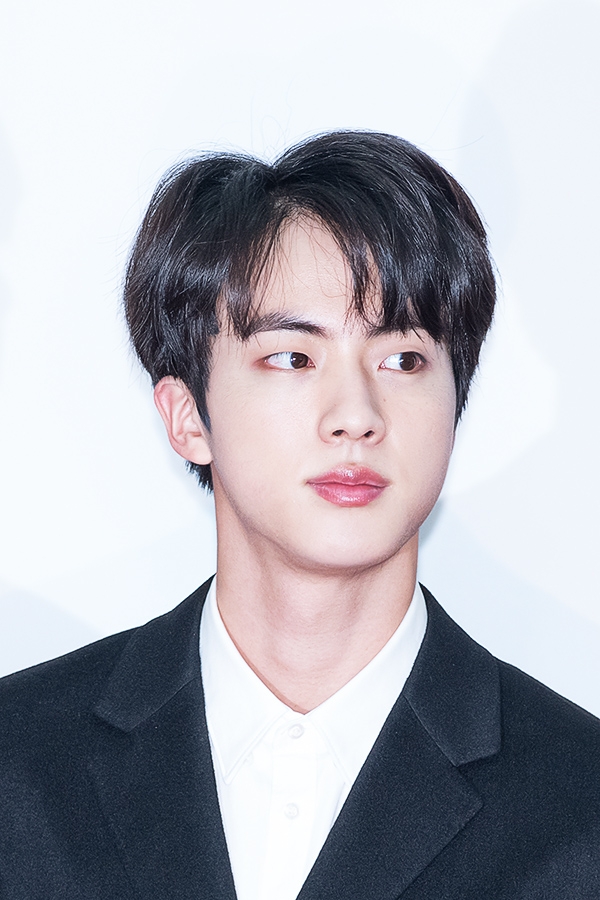 방탄소년단(BTS) 진, ‘제32회 골든디스크’ 음원 부문 시상식 레드카펫 행사