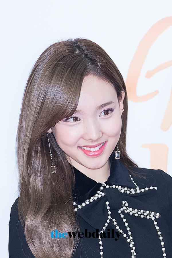 트와이스(TWICE) 나연, ‘제32회 골든디스크’ 음원 부문 시상식 레드카펫 행사