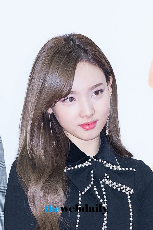트와이스(TWICE) 나연, ‘제32회 골든디스크’ 음원 부문 시상식 레드카펫 행사