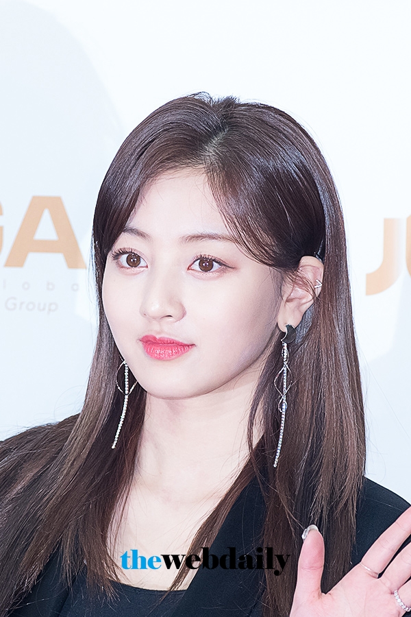 트와이스(TWICE) 지효, ‘제32회 골든디스크’ 음원 부문 시상식 레드카펫 행사