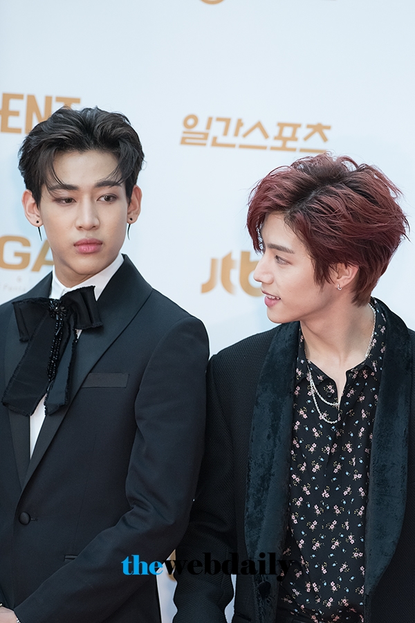 갓세븐(GOT7) 뱀뱀-마크, ‘제32회 골든디스크’ 음반 부문 시상식 레드카펫 행사