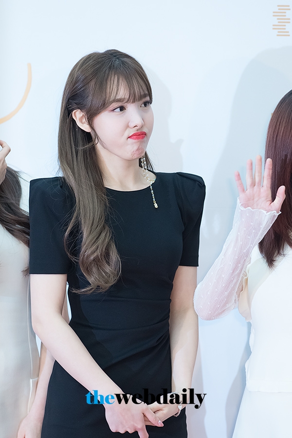 트와이스(TWICE) 나연, ‘제32회 골든디스크’ 음반 부문 시상식 레드카펫 행사