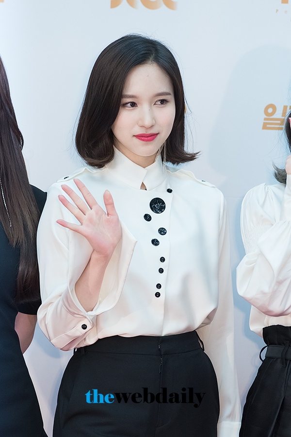 트와이스(TWICE) 미나, ‘제32회 골든디스크’ 음반 부문 시상식 레드카펫 행사