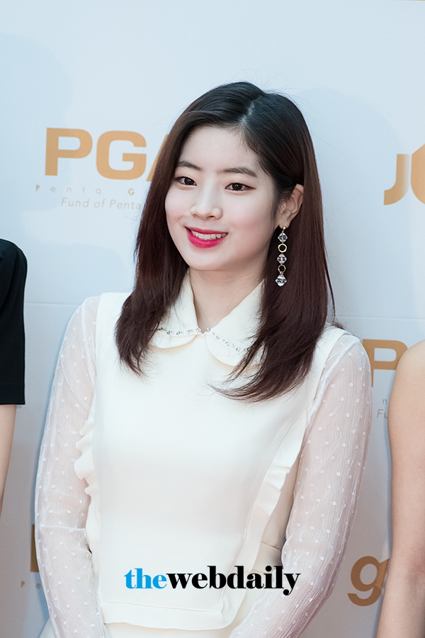 트와이스(TWICE) 다현, ‘제32회 골든디스크’ 음반 부문 시상식 레드카펫 행사