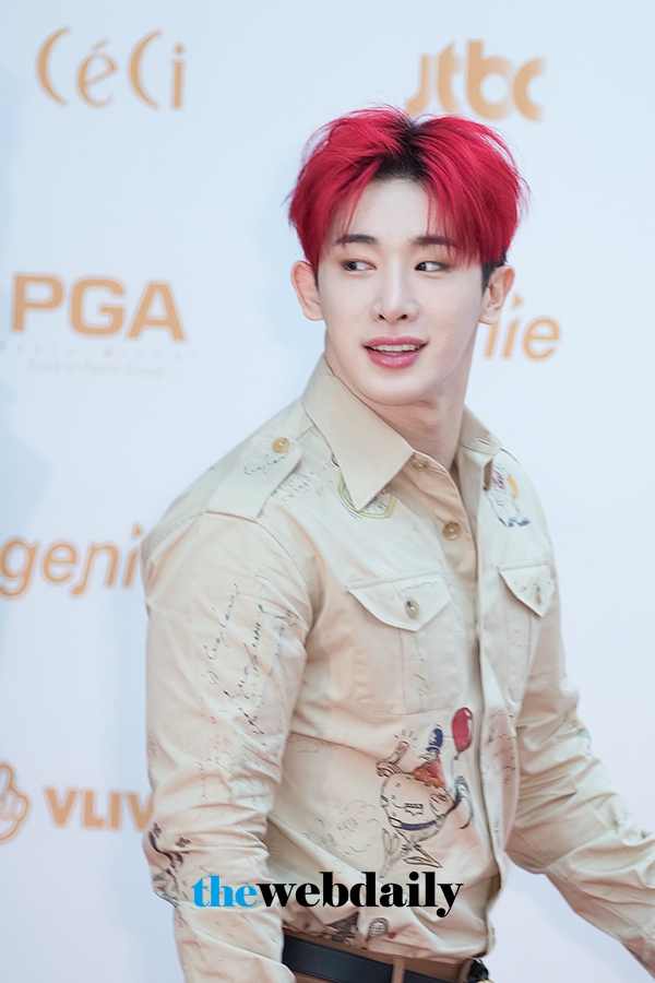 몬스타엑스(MONSTAX) 원호, ‘제32회 골든디스크’ 음반 부문 시상식 레드카펫 행사